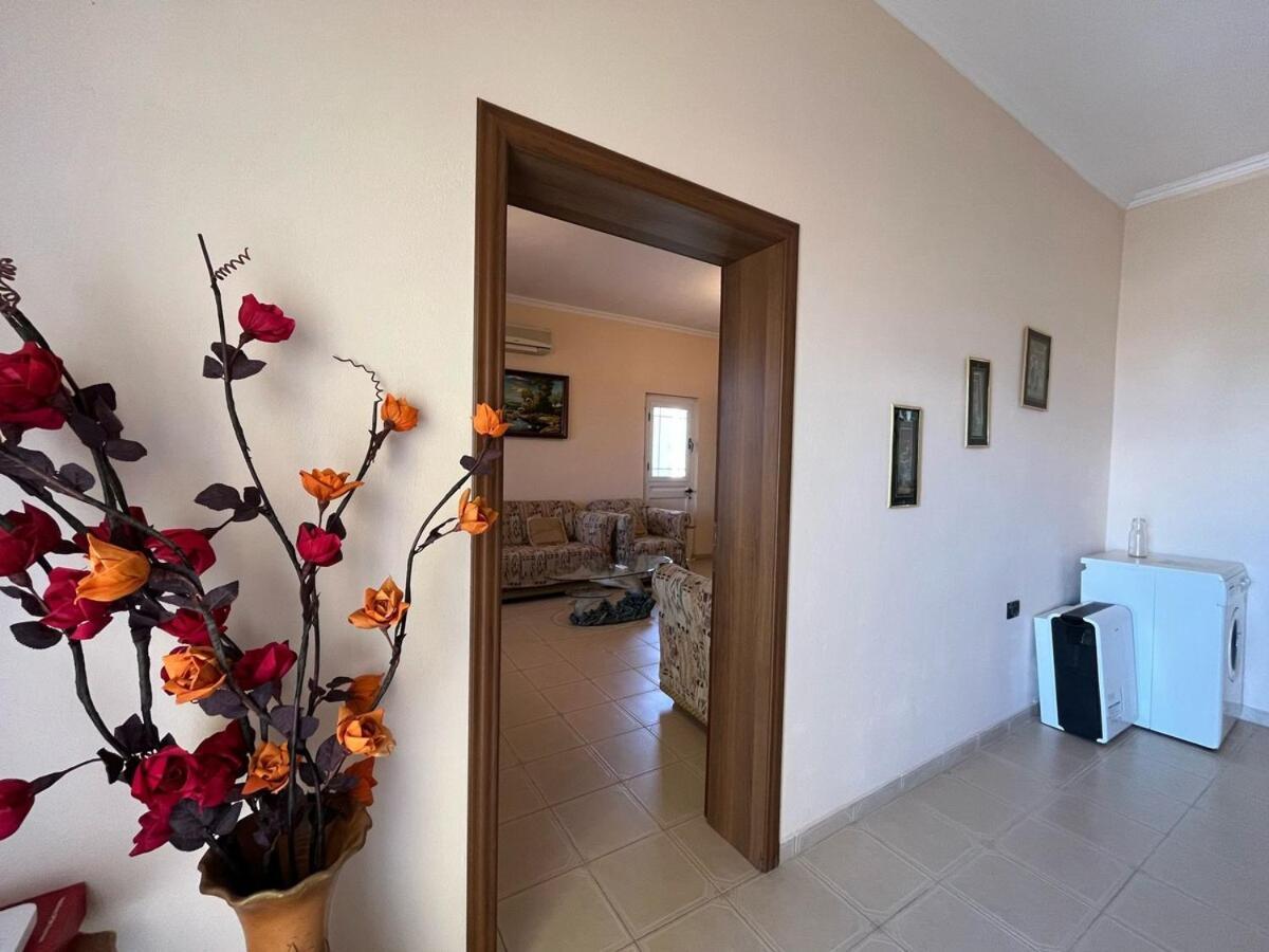 Apartment Flat In